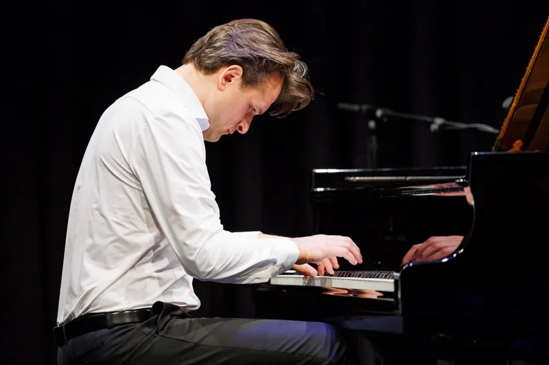 Christian Wachter au piano à la Remise de Bludenz